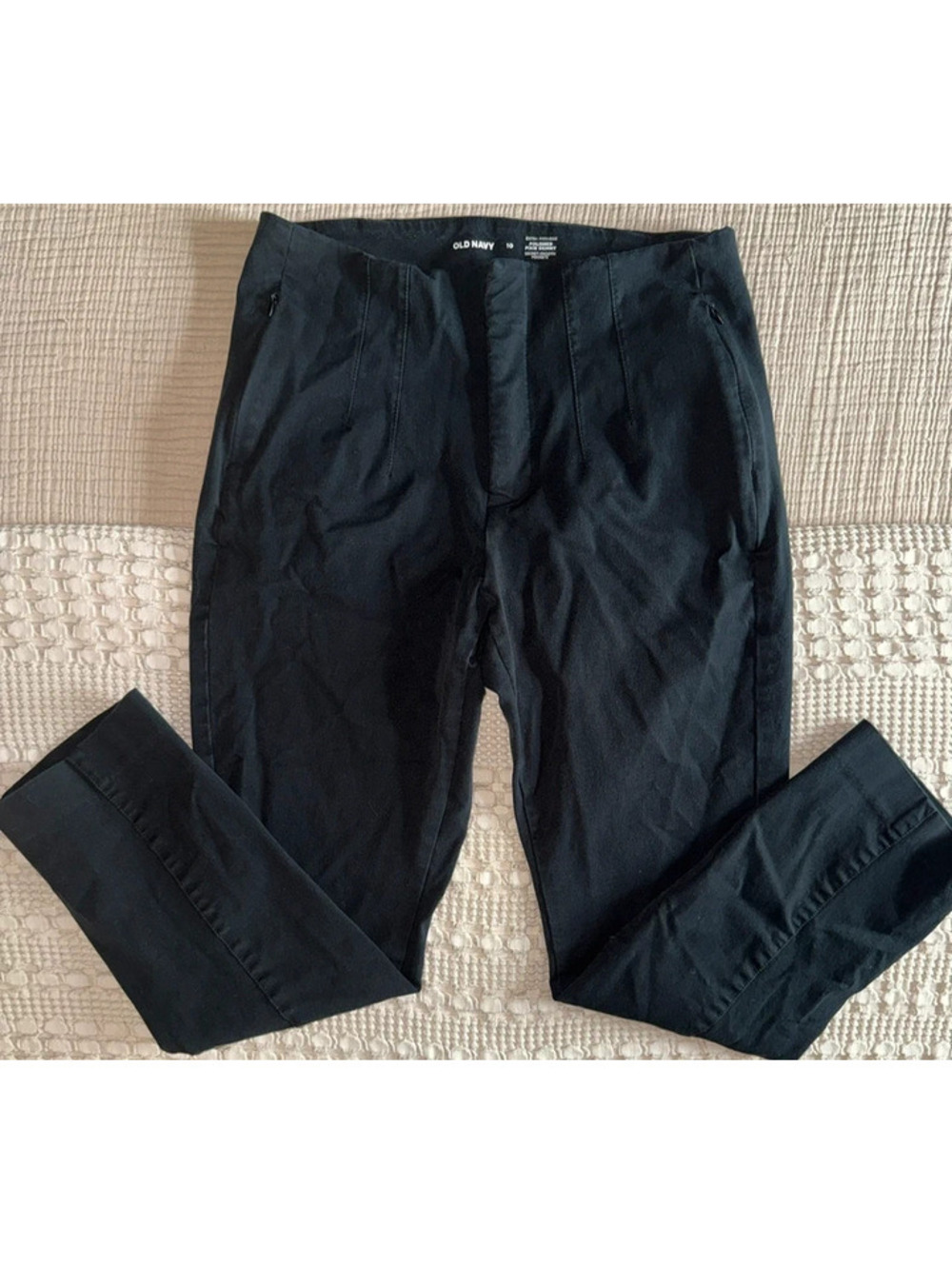 Old Navy black high waisted trousers - 10